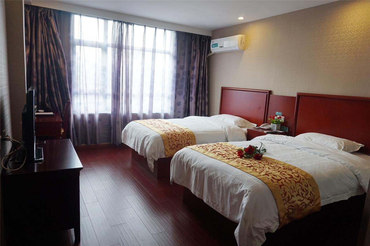 Greentree Inn Jiangsu Suzhou Kunshan High Speed Rail Station Hengshan Road Express Hotel Exterior foto
