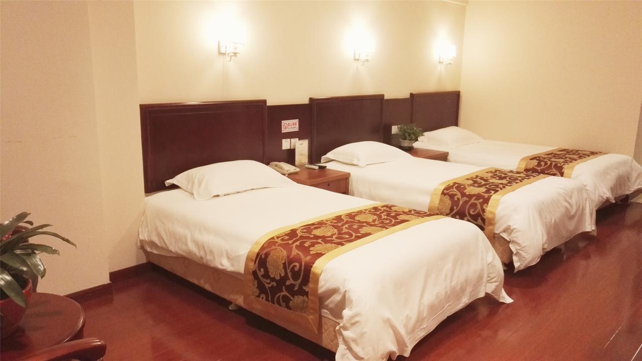 Greentree Inn Jiangsu Suzhou Kunshan High Speed Rail Station Hengshan Road Express Hotel Exterior foto