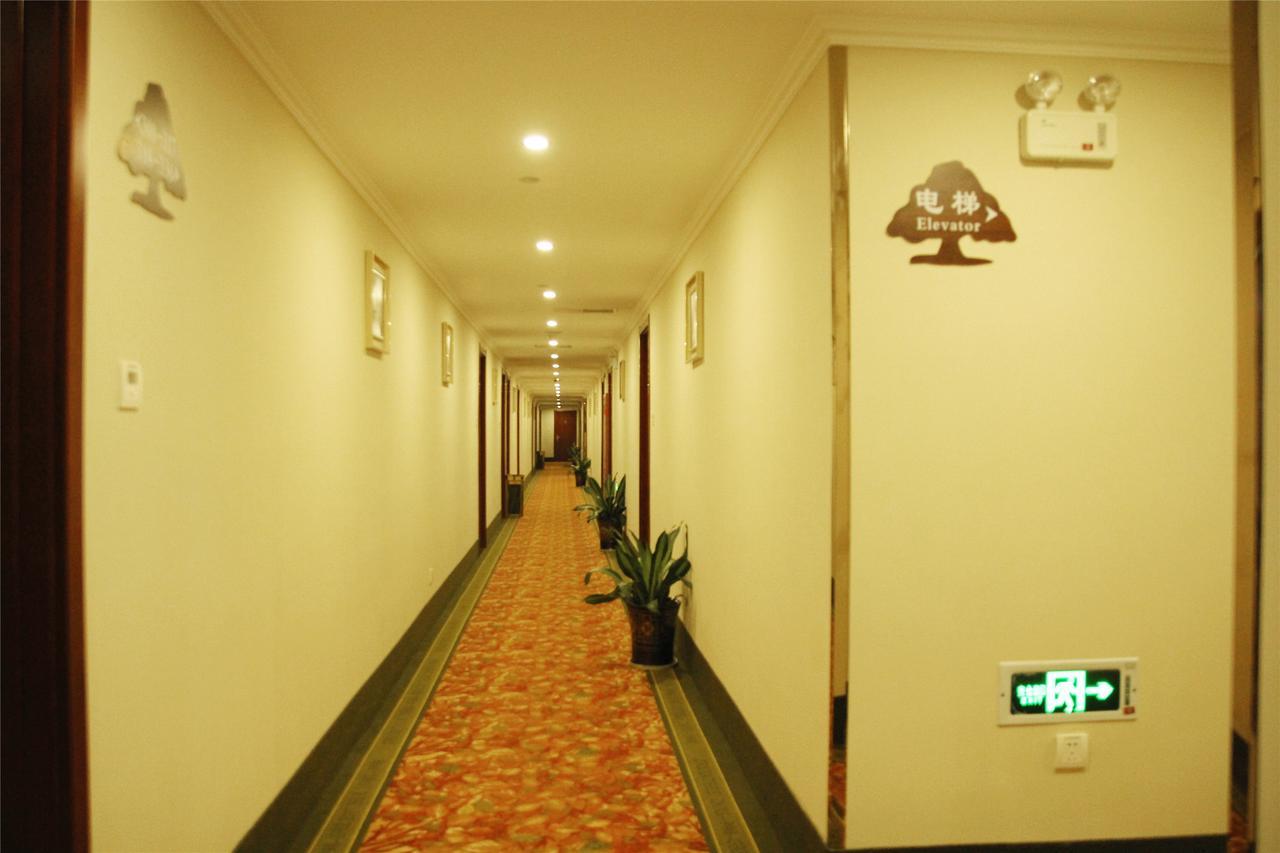 Greentree Inn Jiangsu Suzhou Kunshan High Speed Rail Station Hengshan Road Express Hotel Exterior foto